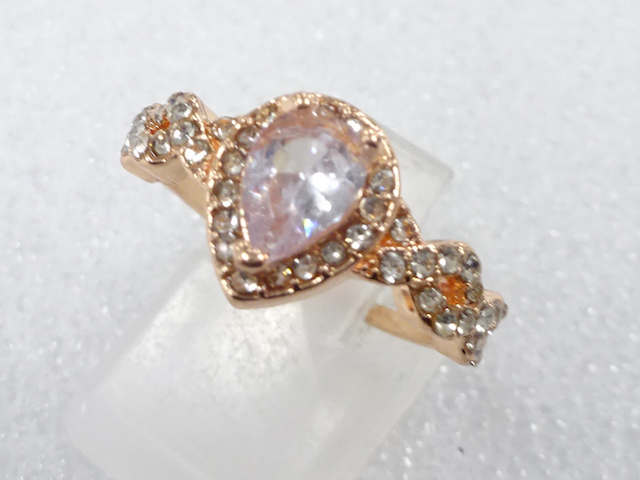 クリスタル　指輪(13号)